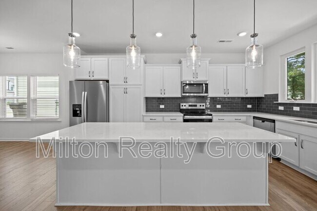 Building Photo - 248 Horseshoe Pl