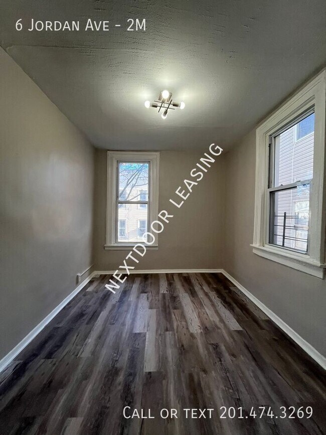 Building Photo - 6 Jordan Ave