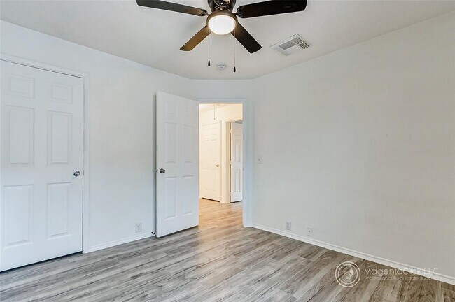 Building Photo - 4831 Sand Colony Ln