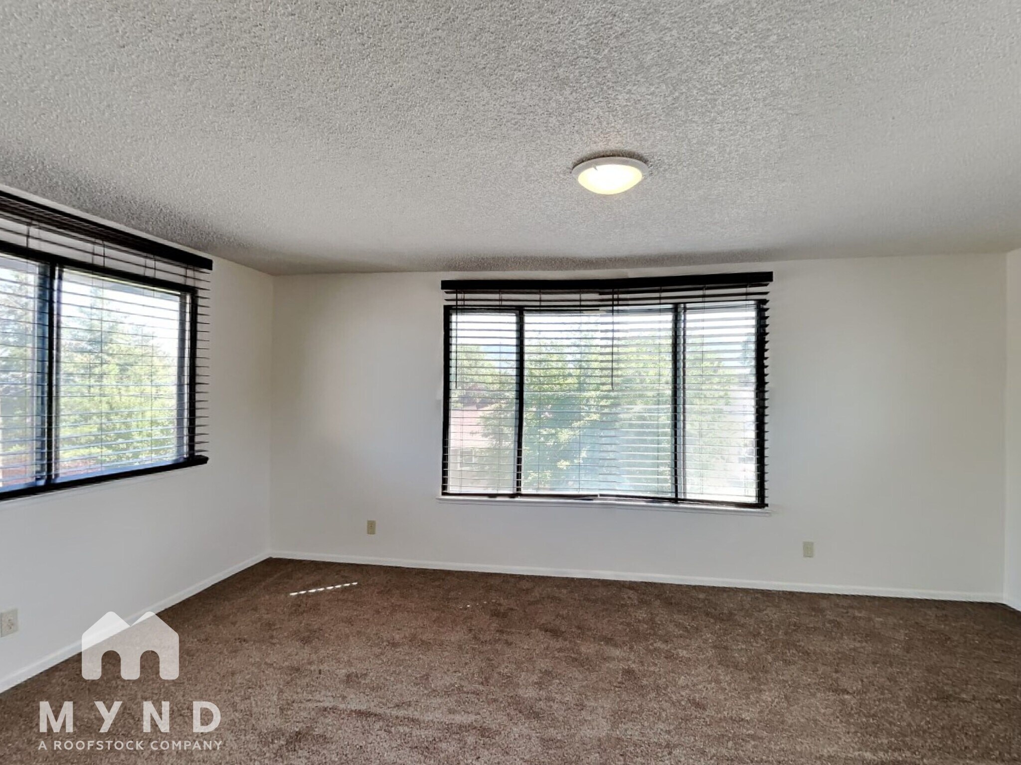 Building Photo - 2910 Apollo Way