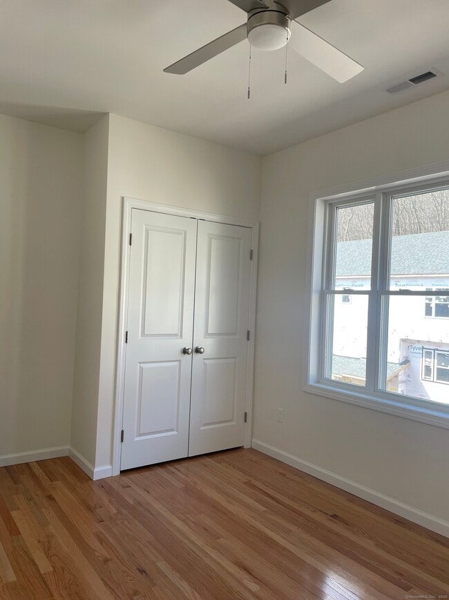 Building Photo - 455 Sherman Ave