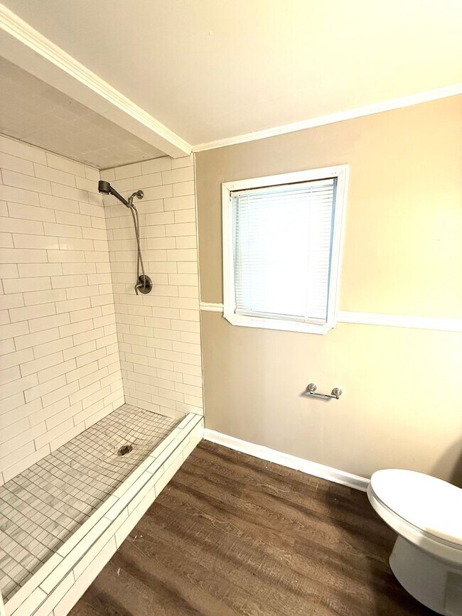 Building Photo - **4 Bed 2 Bath located in Morningview **Call (334-366-9198 for a self showing)