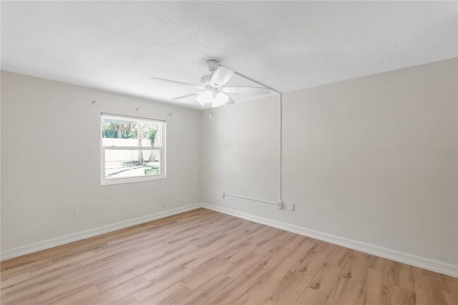 Building Photo - 3835 Almeria Ave