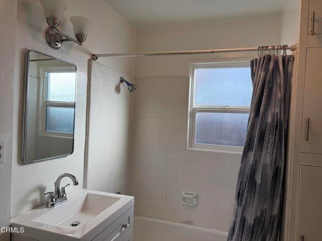 Building Photo - 5928 Rowland Ave