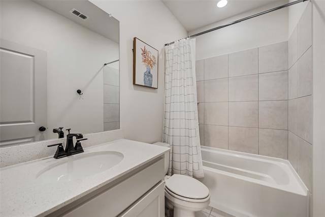 Building Photo - 13001 Cabana Dr