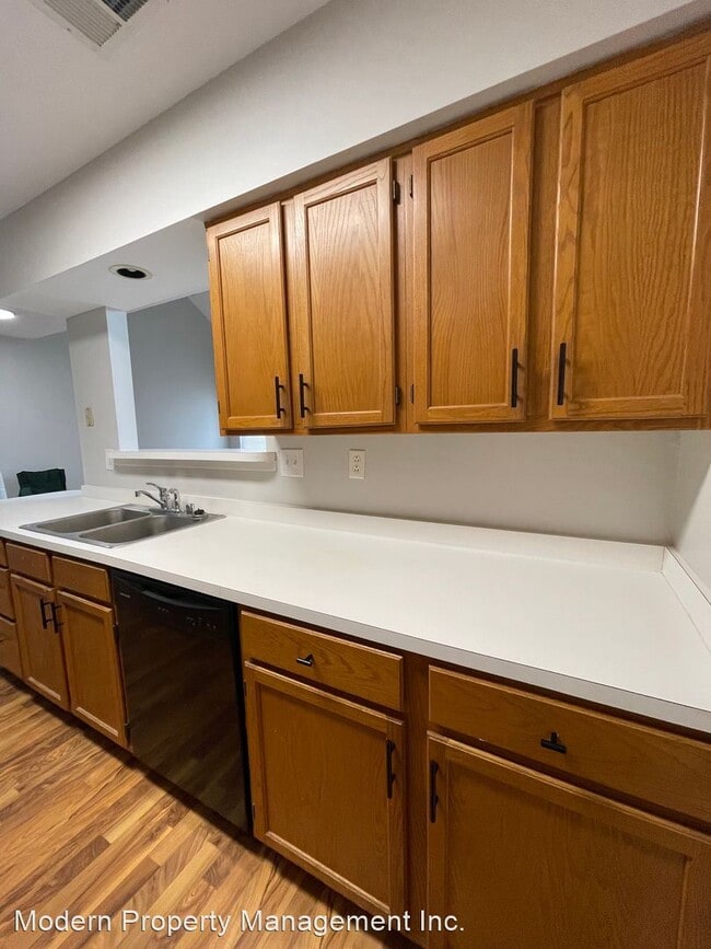 Building Photo - 2 br, 2 bath House - 3033 Bonanza Drive
