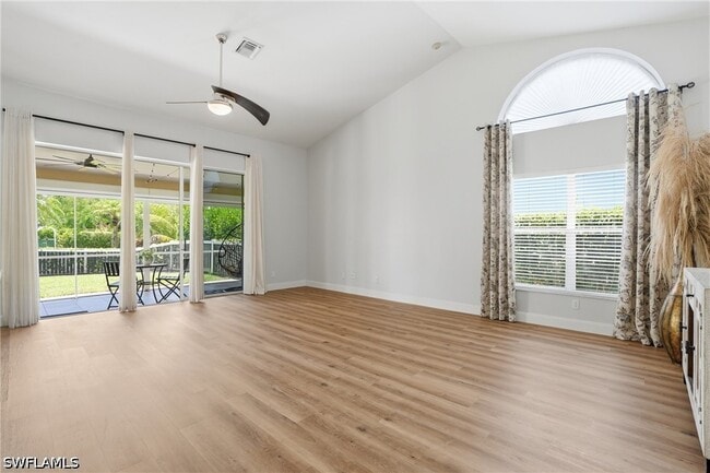 Building Photo - 670 Lambton Ln