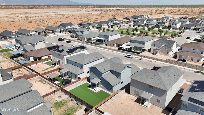 Building Photo - 12260 Desert Wolf Ave