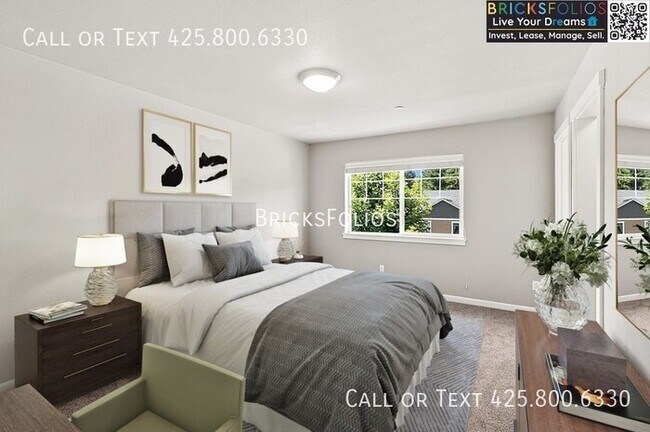 Building Photo - Discover Your Dream Townhome in Olympia - ...