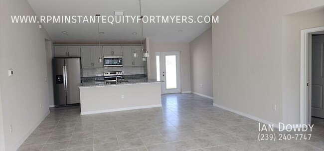 Building Photo - Water Front & Newly Built this home  offer...