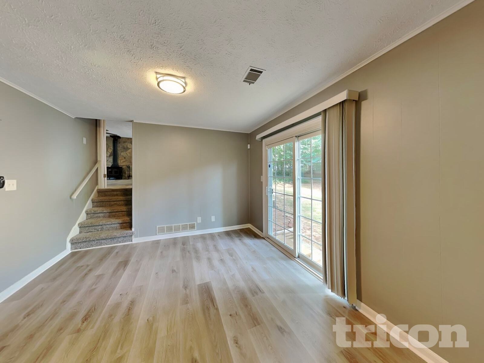 Building Photo - 155 Rock Garden Terrace N W