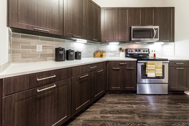 Primary Photo - Flawless Design & Resort-Style Living Await