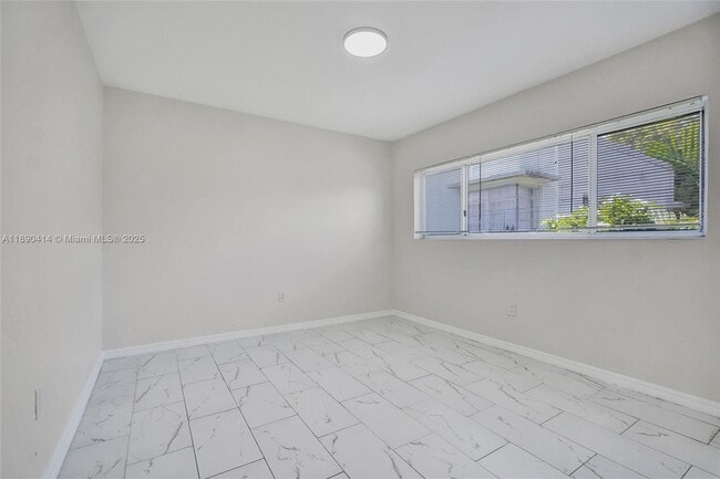 Building Photo - 1945 Calais Dr