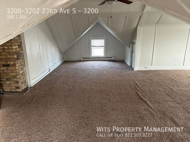 Building Photo - 3200-3202 23rd Ave S-3200