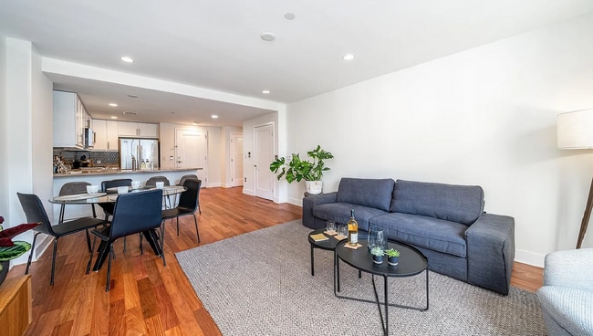 Building Photo - 130 Bay Ridge Pky