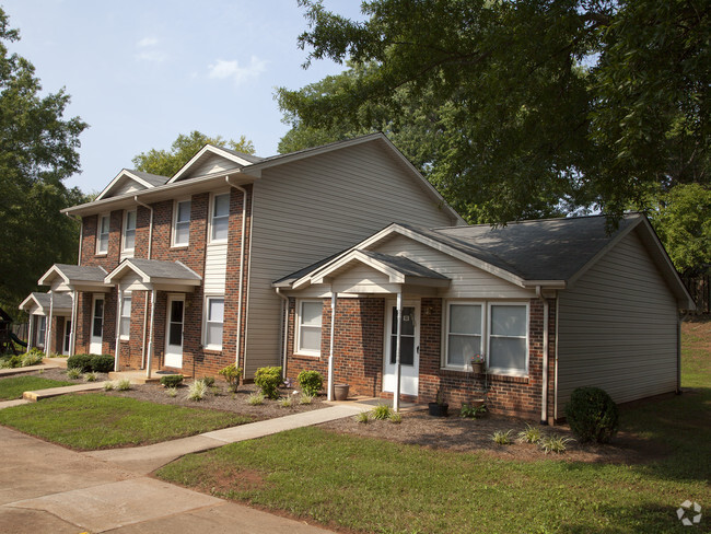 Building Photo - Parkland Apartments