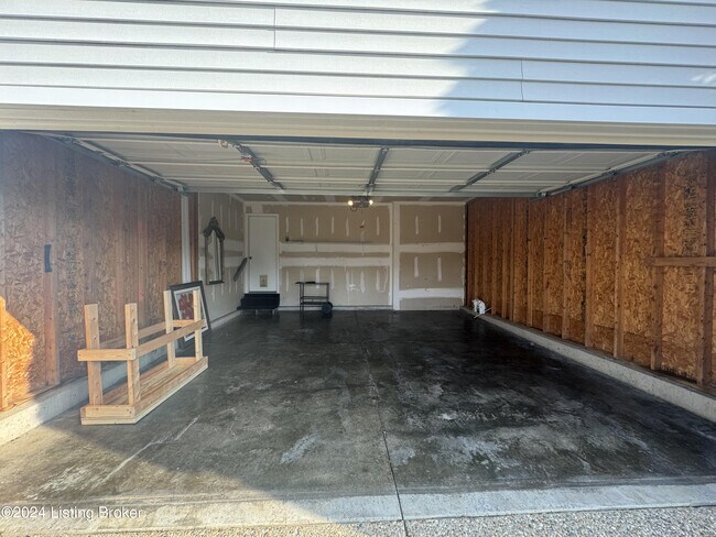 Building Photo - 14226 Academy Ridge Blvd