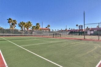 Building Photo - 5140 Indian River Dr