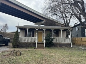 Building Photo - 515 Hemstead St