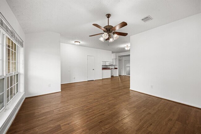 Building Photo - 19307 Gladewater Ct