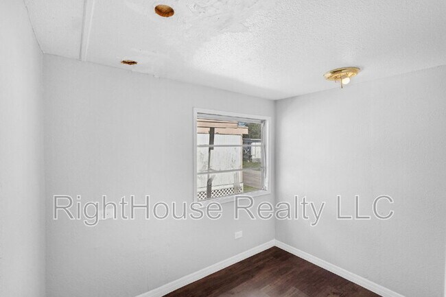 Building Photo - 2854 Lake Alfred Rd