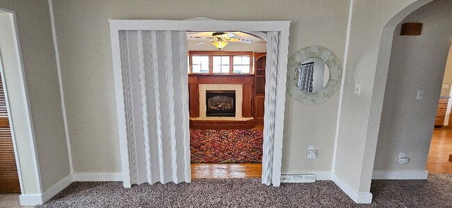 Building Photo - 812 Randolph St