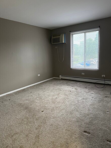 Building Photo - 1003 Centurion Ln