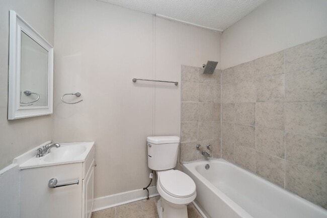 Building Photo - 13430 Murry St