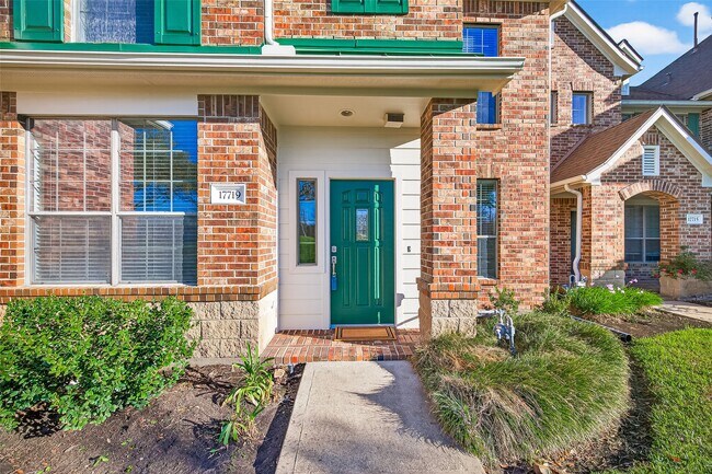 Building Photo - 17719 Brair Arbor