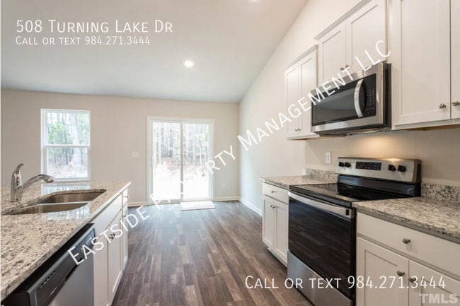 Building Photo - 508 Turning Lk Dr