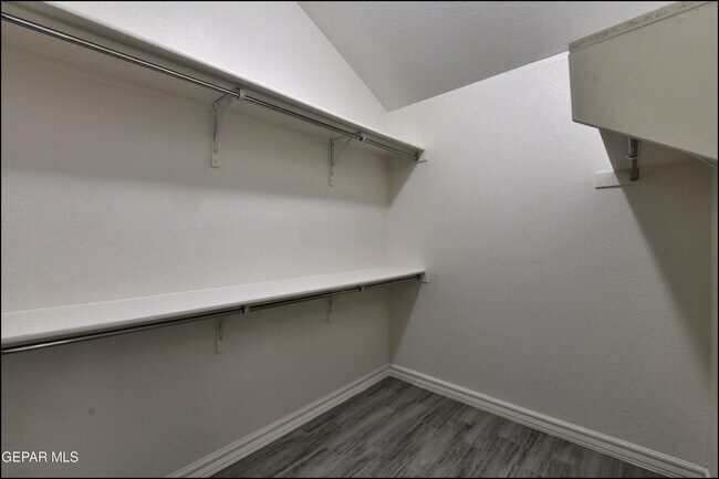 Building Photo - 672 Sequeiros Ct