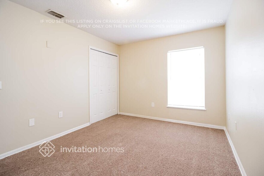 Building Photo - 839 Delfino Pl
