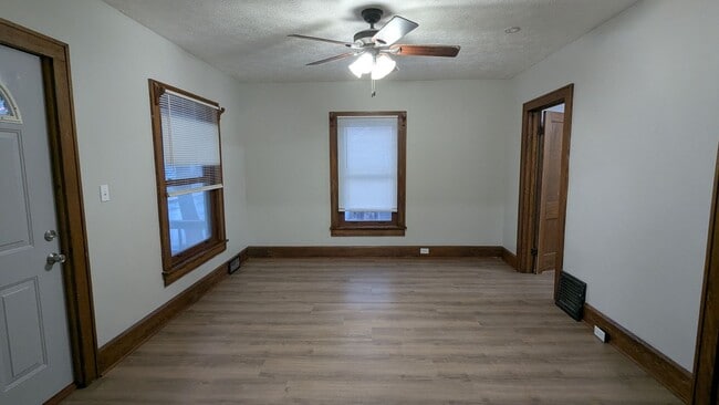 Building Photo - Welcome to this newly renovated gem located in the heart of North Canton