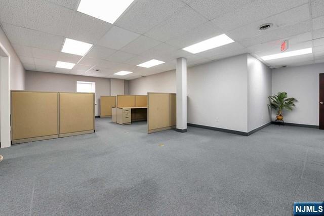 Building Photo - 573 Valley Rd