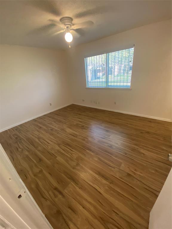 Building Photo - 2402 Dove Springs Dr
