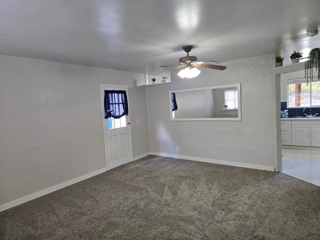 Building Photo - 1062 Aquetuck Rd