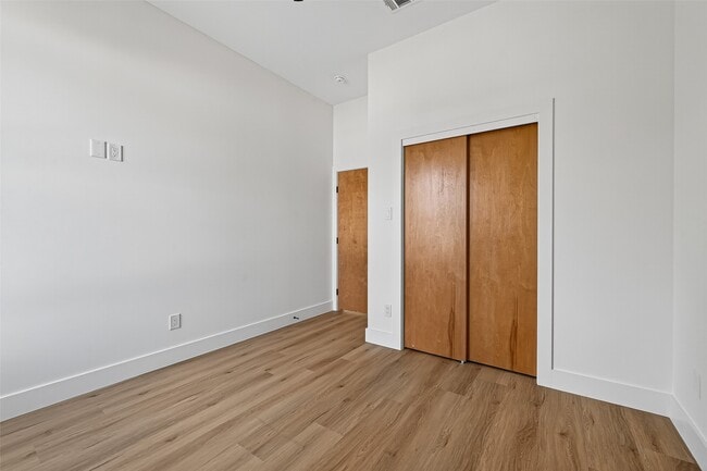 Building Photo - 6427 Lamayah St