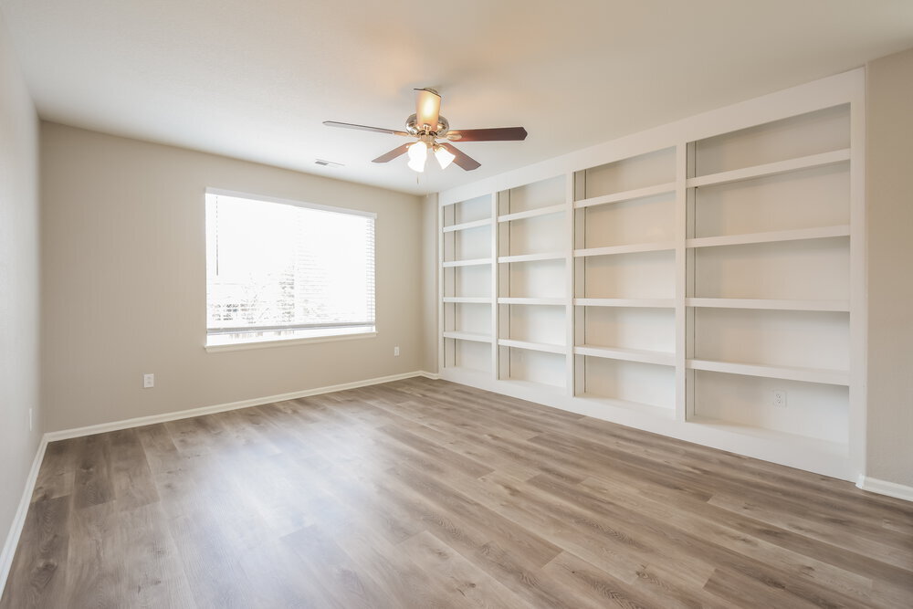 Building Photo - 2487 E 127th Ct