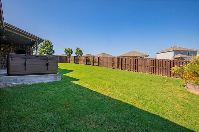 Building Photo - 4605 Willowridge Way