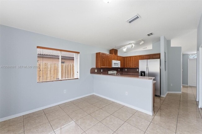 Building Photo - 13243 SW 252nd Ln