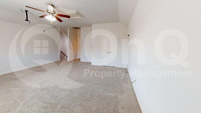 Building Photo - 11001 Brownwood Pl