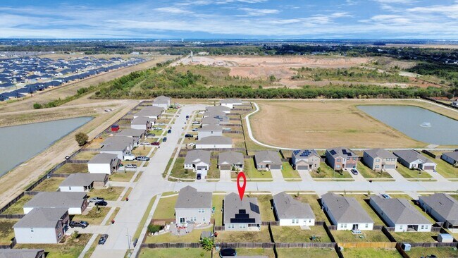 Building Photo - 6306 Highland Trl Dr