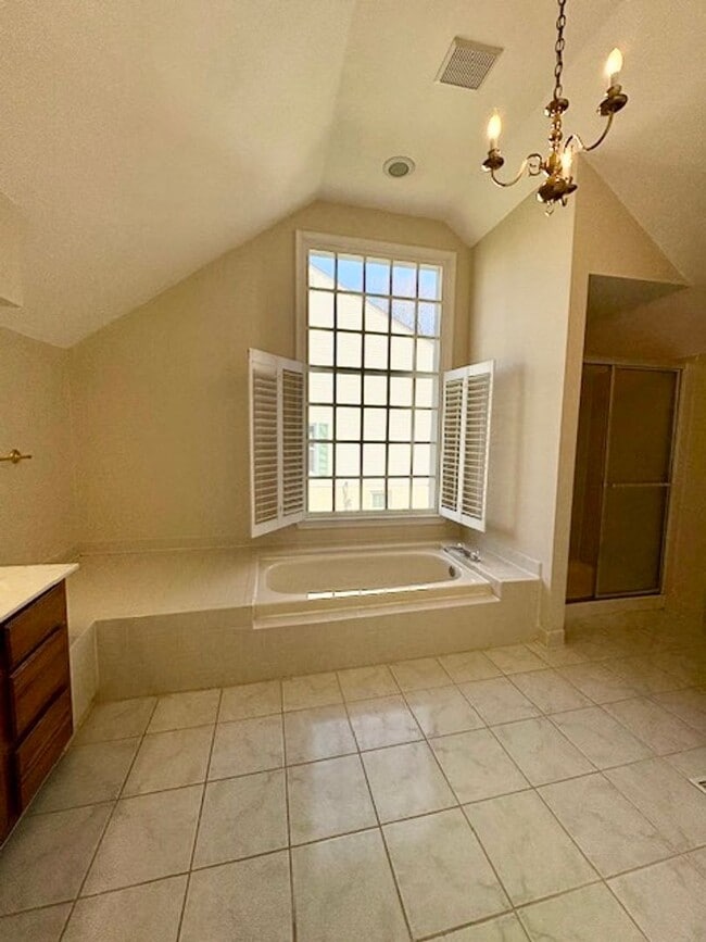 Building Photo - 6825 Spring Beauty Ct