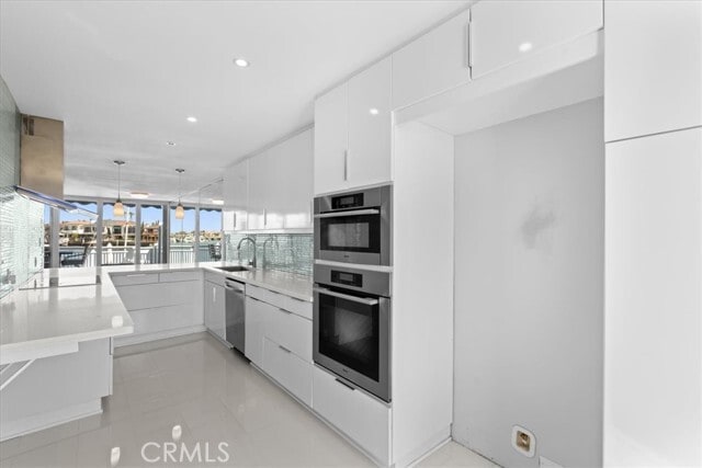 Building Photo - 4053 Aladdin Dr