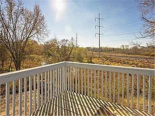 Building Photo - 1068 122nd Ave NW