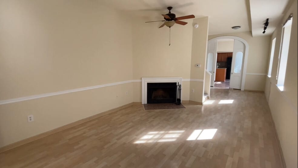 Living Room - 2034 Green St