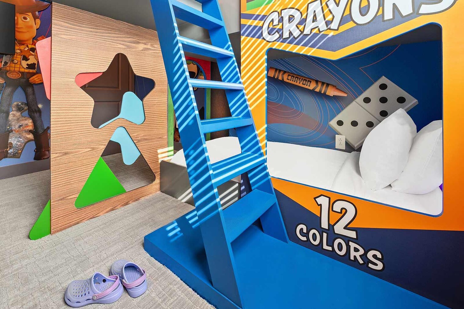 Building Photo - 5659 Asterisk Ave