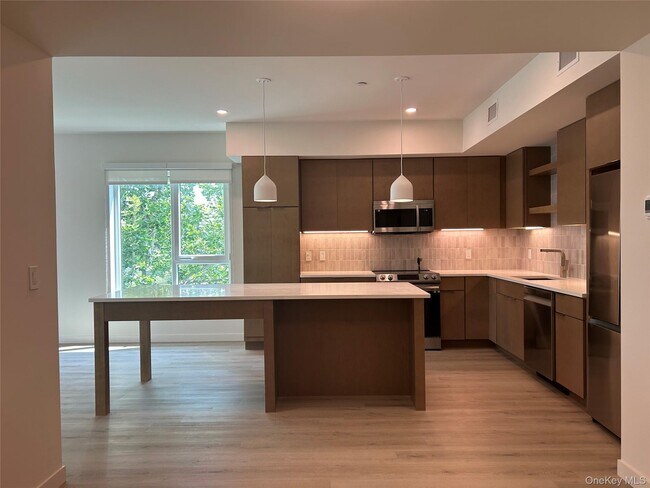 Building Photo - 44 Springside Ave