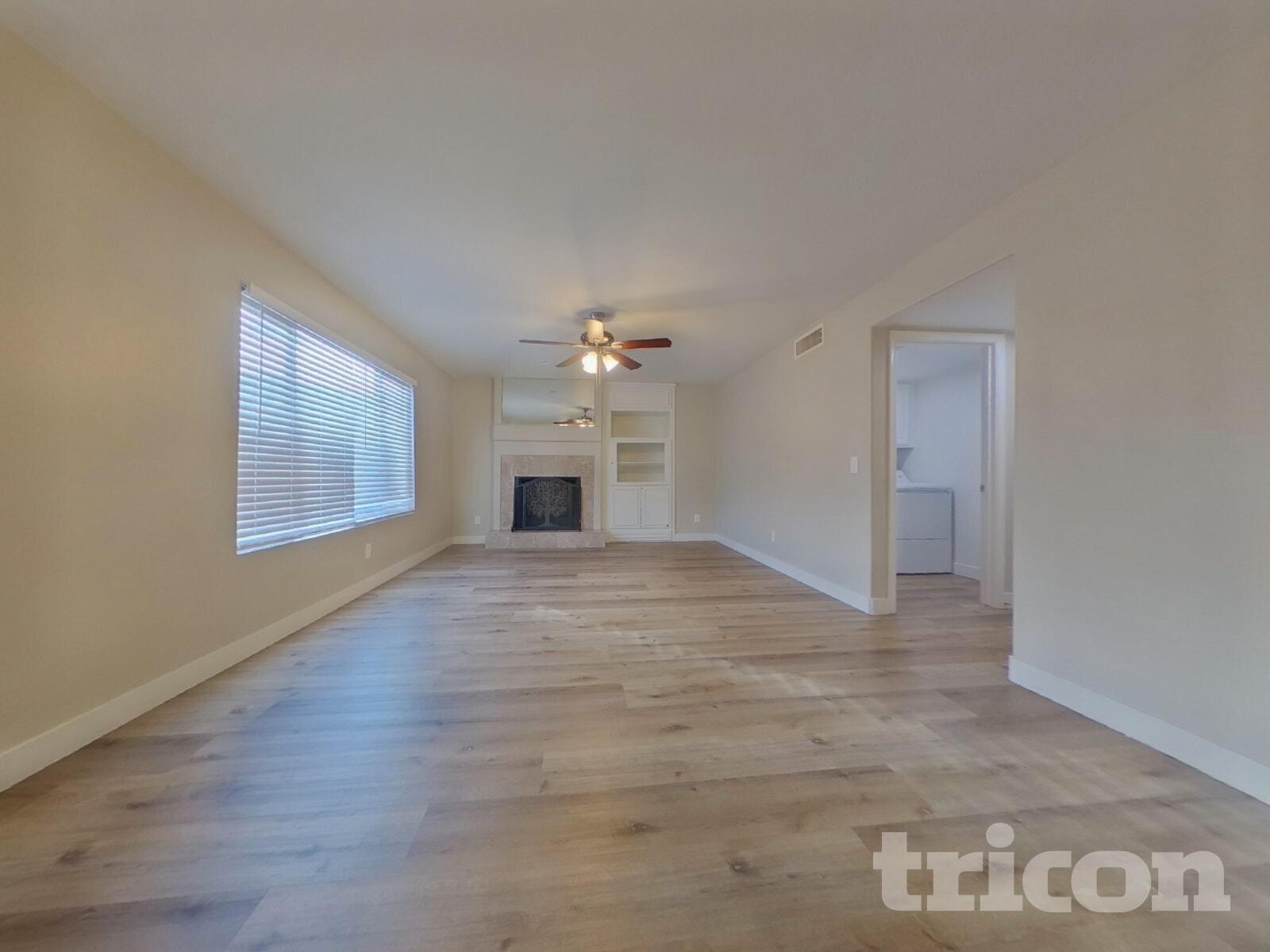 Building Photo - 2645 S 63rd Ln