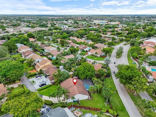 Building Photo - 15531 SW 54th Terrace